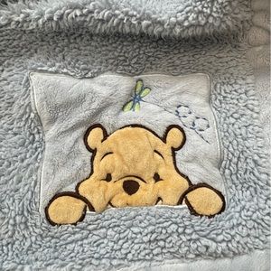 Plush Pooh Bear Baby blanket - light blue